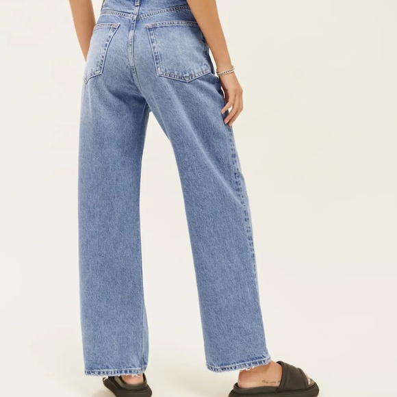 Reformation Wilder High Rise Wide Leg Cropped Jeans - Picture 3 of 10